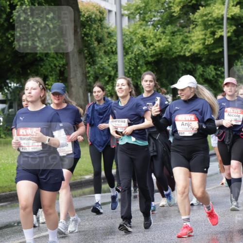 14.06.2026 - REWE Women's Run Jannik Wohlers http://msf.ph/oto/9798156 14.06.2026 09:12:34 Laufen 11072, 0298, 11317, 10909, 7, 10182, 11088, 557 meine-sportfotos.de