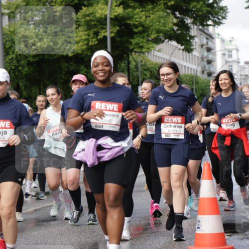 14.06.2026 - REWE Women's Run Jannik Wohlers http://msf.ph/oto/9798160 14.06.2026 09:12:35 Laufen 10909, 7, 1138, 10182, 57, 1029, 10751, 277 meine-sportfotos.de