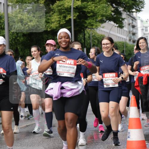 14.06.2026 - REWE Women's Run Jannik Wohlers http://msf.ph/oto/9798162 14.06.2026 09:12:35 Laufen 10905, 577, 11381, 088, 10182, 577, 1102, 10751, 11277, 0222 meine-sportfotos.de