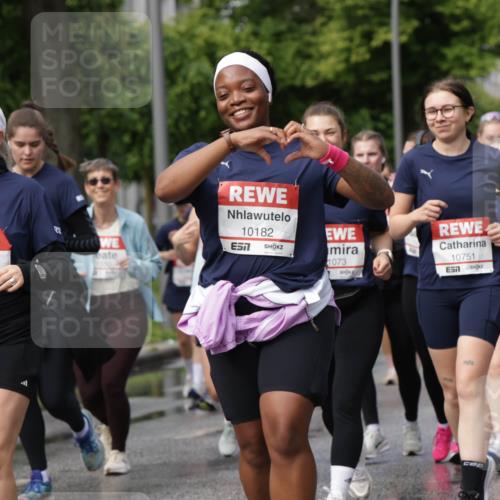 14.06.2026 - REWE Women's Run Jannik Wohlers http://msf.ph/oto/9798164 14.06.2026 09:12:35 Laufen 10182, 7, 1073, 10909, 580, 10751, 02, 22 meine-sportfotos.de