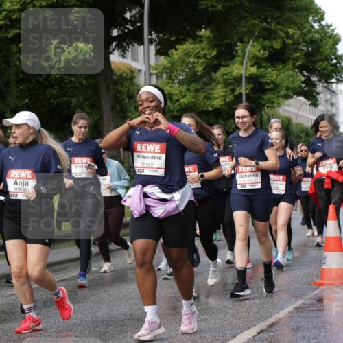 14.06.2026 - REWE Women's Run Jannik Wohlers http://msf.ph/oto/9798172 14.06.2026 09:12:36 Laufen 10909, 57, 10182, 657, 10751, 1168 meine-sportfotos.de