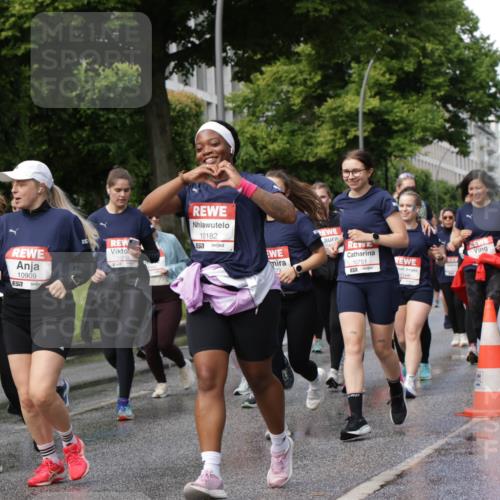 14.06.2026 - REWE Women's Run Jannik Wohlers http://msf.ph/oto/9798173 14.06.2026 09:12:36 Laufen 10909, 10758, 10182, 577, 73, 10751, 1168 meine-sportfotos.de