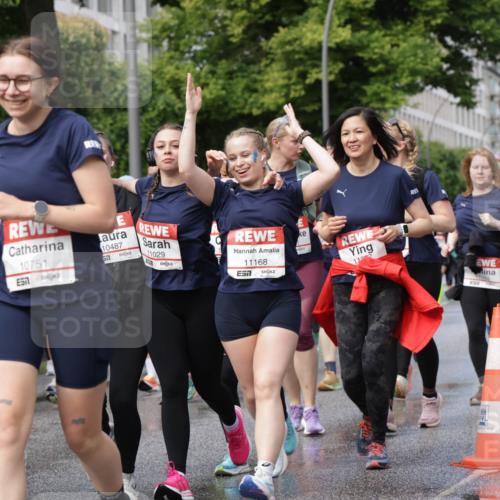 14.06.2026 - REWE Women's Run Jannik Wohlers http://msf.ph/oto/9798180 14.06.2026 09:12:37 Laufen 073, 10751, 10487, 11029, 11168, 1107, 002, 22 meine-sportfotos.de