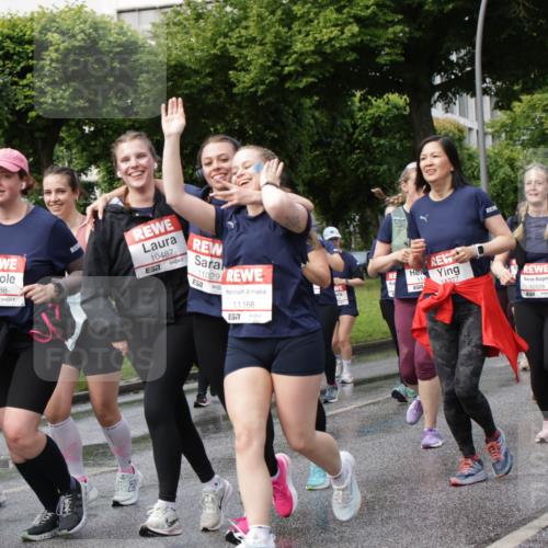 14.06.2026 - REWE Women's Run Jannik Wohlers http://msf.ph/oto/9798221 14.06.2026 09:12:39 Laufen 11380, 51, 11088, 10487, 11029, 11168, 57, 1277, 10509 meine-sportfotos.de