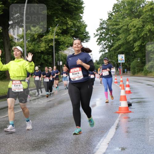 14.06.2026 - REWE Women's Run Jannik Wohlers http://msf.ph/oto/9798429 14.06.2026 09:13:14 Laufen 11215, 57, 11216, 7, 11178, 7 meine-sportfotos.de