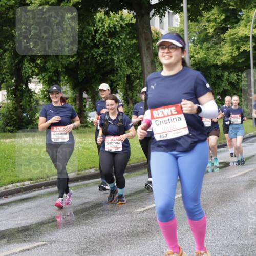 14.06.2026 - REWE Women's Run Jannik Wohlers http://msf.ph/oto/9798462 14.06.2026 09:13:19 Laufen 11247, 10572, 10180, 57 meine-sportfotos.de