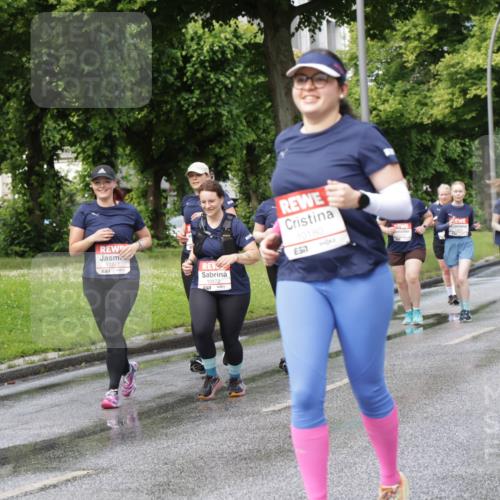 14.06.2026 - REWE Women's Run Jannik Wohlers http://msf.ph/oto/9798463 14.06.2026 09:13:19 Laufen 11247, 10180, 7, 10572 meine-sportfotos.de