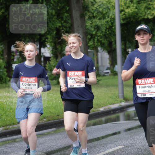 14.06.2026 - REWE Women's Run Jannik Wohlers http://msf.ph/oto/9798478 14.06.2026 09:13:24 Laufen 10729, 10649, 102, 7, 10446, 7, 10484 meine-sportfotos.de