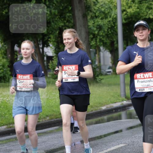 14.06.2026 - REWE Women's Run Jannik Wohlers http://msf.ph/oto/9798480 14.06.2026 09:13:24 Laufen 0729, 10239, 57, 10446, 7, 10484 meine-sportfotos.de
