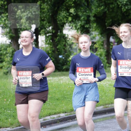 14.06.2026 - REWE Women's Run Jannik Wohlers http://msf.ph/oto/9798483 14.06.2026 09:13:24 Laufen 10729, 7, 10649, 10239, 57 meine-sportfotos.de