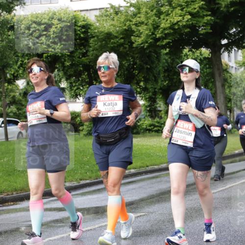 14.06.2026 - REWE Women's Run Jannik Wohlers http://msf.ph/oto/9798514 14.06.2026 09:13:29 Laufen 10484, 17, 11232, 11230 meine-sportfotos.de