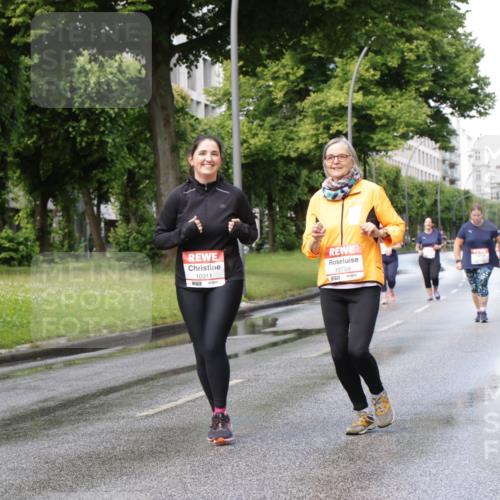 14.06.2026 - REWE Women's Run Jannik Wohlers http://msf.ph/oto/9798536 14.06.2026 09:13:33 Laufen 10311, 10759, 57 meine-sportfotos.de
