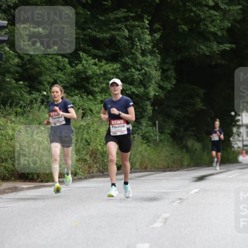 14.06.2026 - REWE Women's Run Jannik Wohlers http://msf.ph/oto/9799025 14.06.2026 09:40:51 Laufen 11296, 76, 10859 meine-sportfotos.de