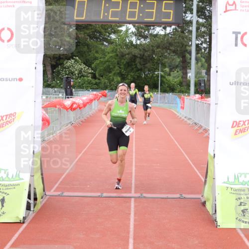 14.06.2026 - 7 Türme Triathlon Andreas Tolksdorf http://msf.ph/oto/9799130 14.06.2026 11:58:34 Ziel 487, 488, 489, 503 meine-sportfotos.de