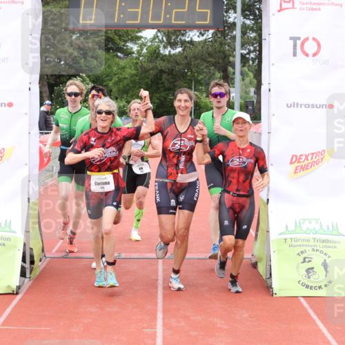 14.06.2026 - 7 Türme Triathlon Andreas Tolksdorf http://msf.ph/oto/9799165 14.06.2026 12:00:24 Ziel 450, 451, 452, 453, 475, 476, 477 meine-sportfotos.de