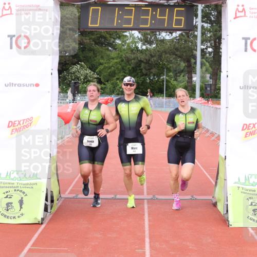 14.06.2026 - 7 Türme Triathlon Andreas Tolksdorf http://msf.ph/oto/9799184 14.06.2026 12:03:45 Ziel 531, 532, 533 meine-sportfotos.de