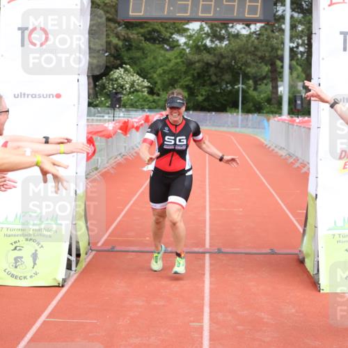 14.06.2026 - 7 Türme Triathlon Andreas Tolksdorf http://msf.ph/oto/9799215 14.06.2026 12:08:47 Ziel 484 meine-sportfotos.de