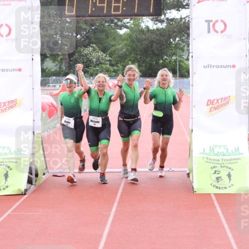 14.06.2026 - 7 Türme Triathlon Andreas Tolksdorf http://msf.ph/oto/9799242 14.06.2026 12:18:10 Ziel 499, 500, 501, 502 meine-sportfotos.de