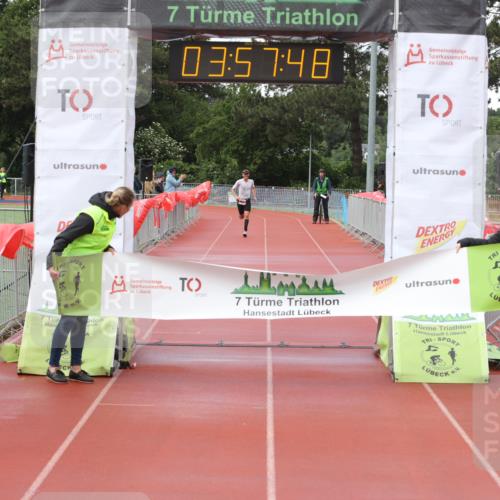 14.06.2026 - 7 Türme Triathlon Andreas Tolksdorf http://msf.ph/oto/9799251 14.06.2026 14:57:48 Ziel 805 meine-sportfotos.de