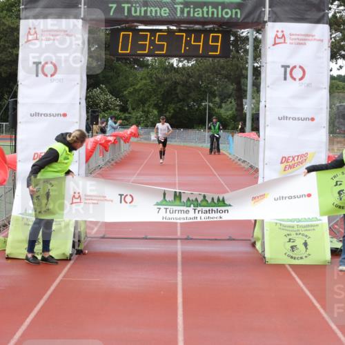 14.06.2026 - 7 Türme Triathlon Andreas Tolksdorf http://msf.ph/oto/9799252 14.06.2026 14:57:48 Ziel 805 meine-sportfotos.de