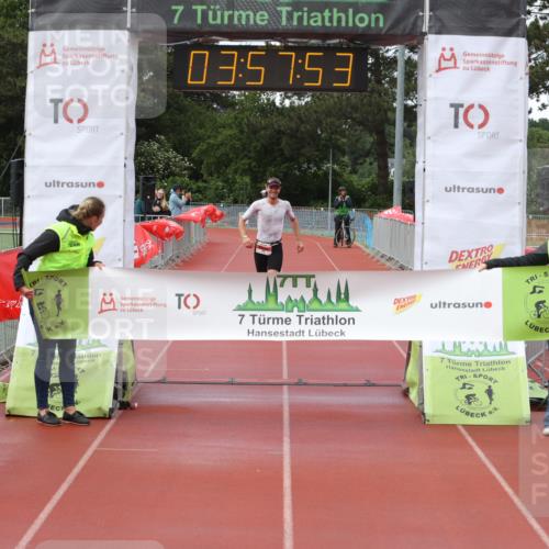 14.06.2026 - 7 Türme Triathlon Andreas Tolksdorf http://msf.ph/oto/9799258 14.06.2026 14:57:52 Ziel 805 meine-sportfotos.de