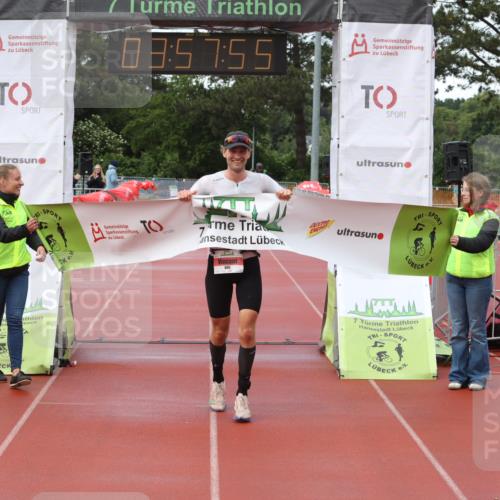 14.06.2026 - 7 Türme Triathlon Andreas Tolksdorf http://msf.ph/oto/9799268 14.06.2026 14:57:55 Ziel 805 meine-sportfotos.de