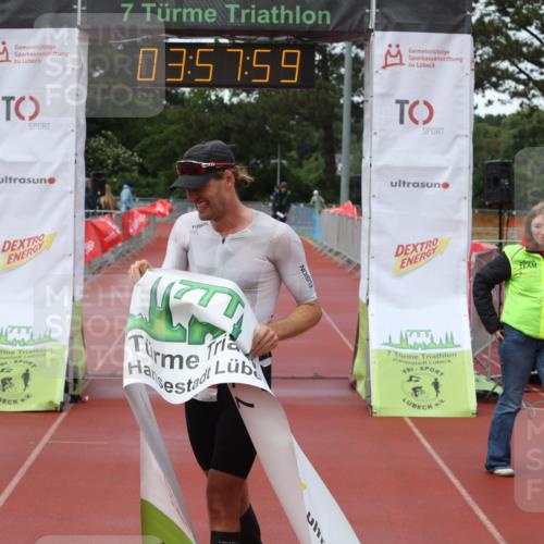 14.06.2026 - 7 Türme Triathlon Andreas Tolksdorf http://msf.ph/oto/9799278 14.06.2026 14:57:58 Ziel 805 meine-sportfotos.de