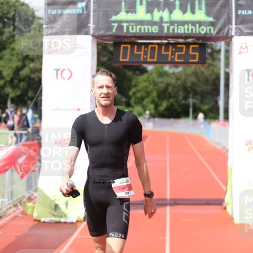 14.06.2026 - 7 Türme Triathlon Andreas Tolksdorf http://msf.ph/oto/9799319 14.06.2026 15:04:25 Ziel 878 meine-sportfotos.de