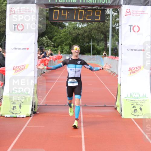 14.06.2026 - 7 Türme Triathlon Andreas Tolksdorf http://msf.ph/oto/9799348 14.06.2026 15:10:27 Ziel 1136 meine-sportfotos.de