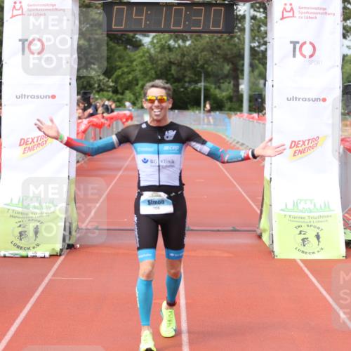 14.06.2026 - 7 Türme Triathlon Andreas Tolksdorf http://msf.ph/oto/9799351 14.06.2026 15:10:28 Ziel 1136 meine-sportfotos.de