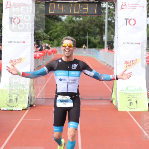 14.06.2026 - 7 Türme Triathlon Andreas Tolksdorf http://msf.ph/oto/9799353 14.06.2026 15:10:29 Ziel 1136 meine-sportfotos.de