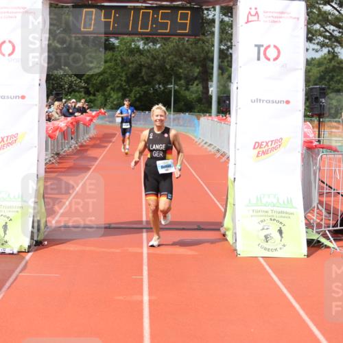 14.06.2026 - 7 Türme Triathlon Andreas Tolksdorf http://msf.ph/oto/9799365 14.06.2026 15:10:57 Ziel 931, 1042 meine-sportfotos.de
