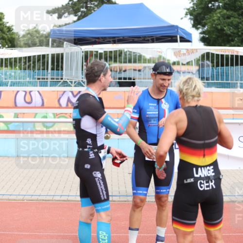 14.06.2026 - 7 Türme Triathlon Andreas Tolksdorf http://msf.ph/oto/9799373 14.06.2026 15:11:58 Ziel  meine-sportfotos.de