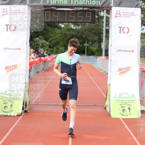 14.06.2026 - 7 Türme Triathlon Andreas Tolksdorf http://msf.ph/oto/9799414 14.06.2026 15:15:58 Ziel 1006 meine-sportfotos.de