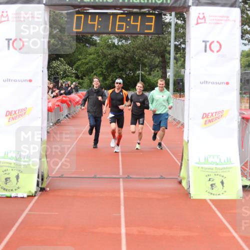14.06.2026 - 7 Türme Triathlon Andreas Tolksdorf http://msf.ph/oto/9799426 14.06.2026 15:16:41 Ziel 689, 1088 meine-sportfotos.de