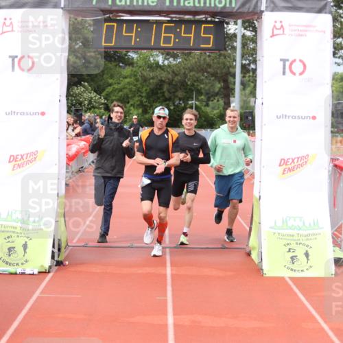 14.06.2026 - 7 Türme Triathlon Andreas Tolksdorf http://msf.ph/oto/9799430 14.06.2026 15:16:43 Ziel 689, 1088 meine-sportfotos.de