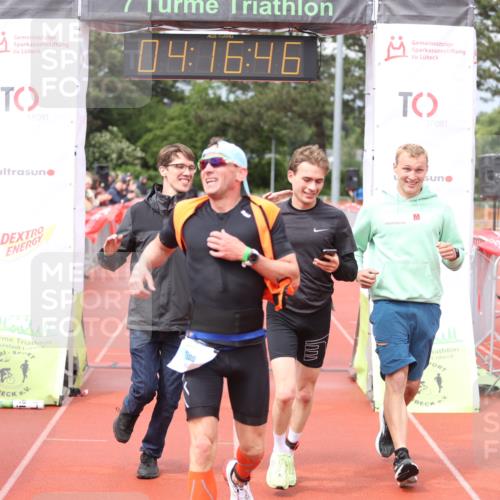 14.06.2026 - 7 Türme Triathlon Andreas Tolksdorf http://msf.ph/oto/9799435 14.06.2026 15:16:45 Ziel 689, 1088, 1144 meine-sportfotos.de