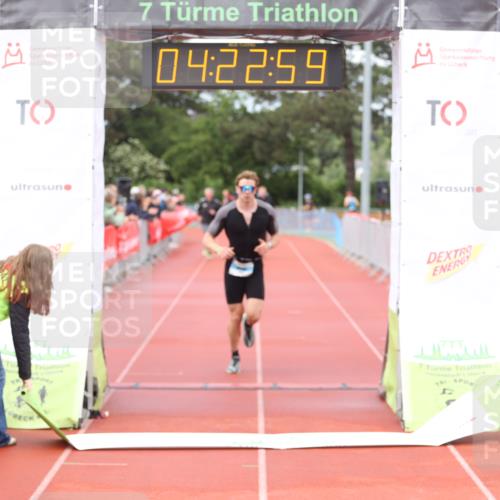 14.06.2026 - 7 Türme Triathlon Andreas Tolksdorf http://msf.ph/oto/9799518 14.06.2026 15:22:58 Ziel 1020, 1198 meine-sportfotos.de