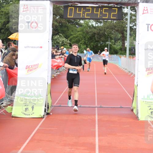 14.06.2026 - 7 Türme Triathlon Andreas Tolksdorf http://msf.ph/oto/9799588 14.06.2026 15:24:50 Ziel 873, 950, 959, 1019, 1026 meine-sportfotos.de