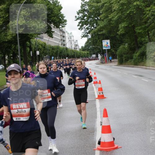 14.06.2026 - REWE Women's Run Jannik Wohlers http://msf.ph/oto/9799680 14.06.2026 10:39:26 Laufen 5590, 6777, 5320, 1577 meine-sportfotos.de