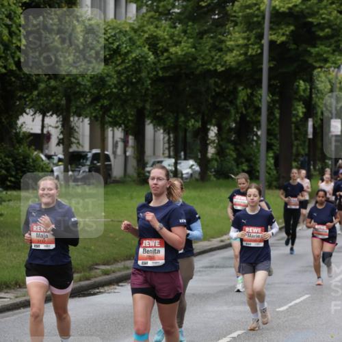 14.06.2026 - REWE Women's Run Jannik Wohlers http://msf.ph/oto/9799704 14.06.2026 10:39:33 Laufen 5112, 57, 5233 meine-sportfotos.de