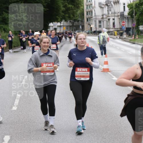 14.06.2026 - REWE Women's Run Jannik Wohlers http://msf.ph/oto/9799733 14.06.2026 11:02:07 Laufen 5131, 57, 57, 129, 5128, 1 meine-sportfotos.de