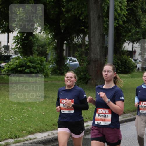 14.06.2026 - REWE Women's Run Jannik Wohlers http://msf.ph/oto/9799748 14.06.2026 10:39:34 Laufen 5112, 657, 5233, 57, 5569 meine-sportfotos.de