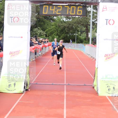 14.06.2026 - 7 Türme Triathlon Andreas Tolksdorf http://msf.ph/oto/9799750 14.06.2026 15:27:05 Ziel 925, 1161, 1170 meine-sportfotos.de