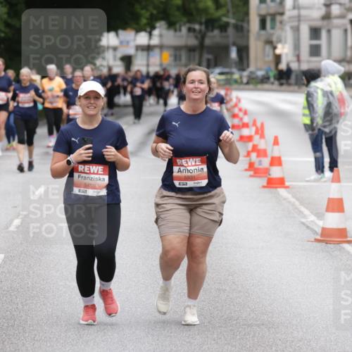 14.06.2026 - REWE Women's Run Jannik Wohlers http://msf.ph/oto/9799759 14.06.2026 11:02:11 Laufen 5459, 57, 5931, 7 meine-sportfotos.de