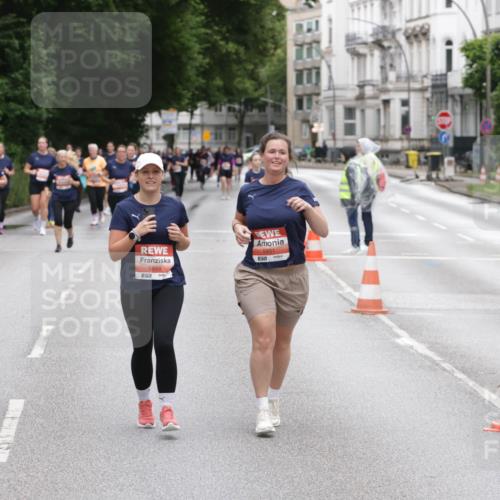 14.06.2026 - REWE Women's Run Jannik Wohlers http://msf.ph/oto/9799774 14.06.2026 11:02:11 Laufen 099, 5931, 5459, 01 meine-sportfotos.de