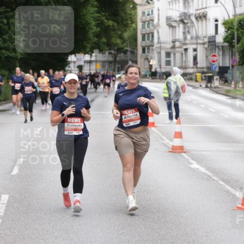 14.06.2026 - REWE Women's Run Jannik Wohlers http://msf.ph/oto/9799777 14.06.2026 11:02:12 Laufen 7, 5459, 5931, 657, 01 meine-sportfotos.de