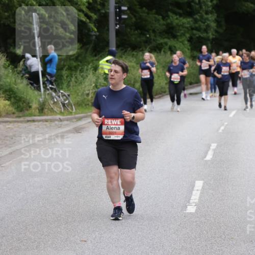 14.06.2026 - REWE Women's Run Jannik Wohlers http://msf.ph/oto/9799784 14.06.2026 11:02:13 Laufen 5841, 5099, 7, 5459, 7 meine-sportfotos.de