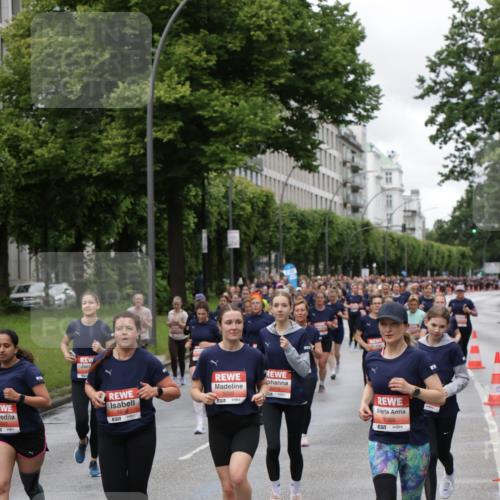 14.06.2026 - REWE Women's Run Jannik Wohlers http://msf.ph/oto/9799788 14.06.2026 10:39:38 Laufen 5410, 5560 meine-sportfotos.de
