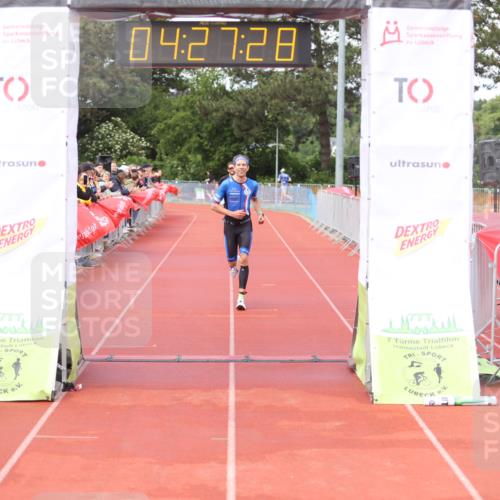 14.06.2026 - 7 Türme Triathlon Andreas Tolksdorf http://msf.ph/oto/9799806 14.06.2026 15:27:27 Ziel 851, 994 meine-sportfotos.de